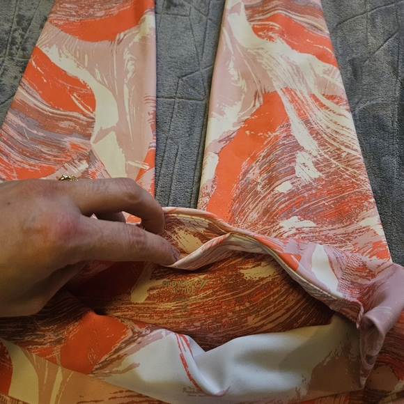 Bright Orange & White Old Navy Active Powesoft Leggings Xtra High Waist - Picture 3 of 5